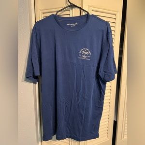 Travis Mathew tshirt